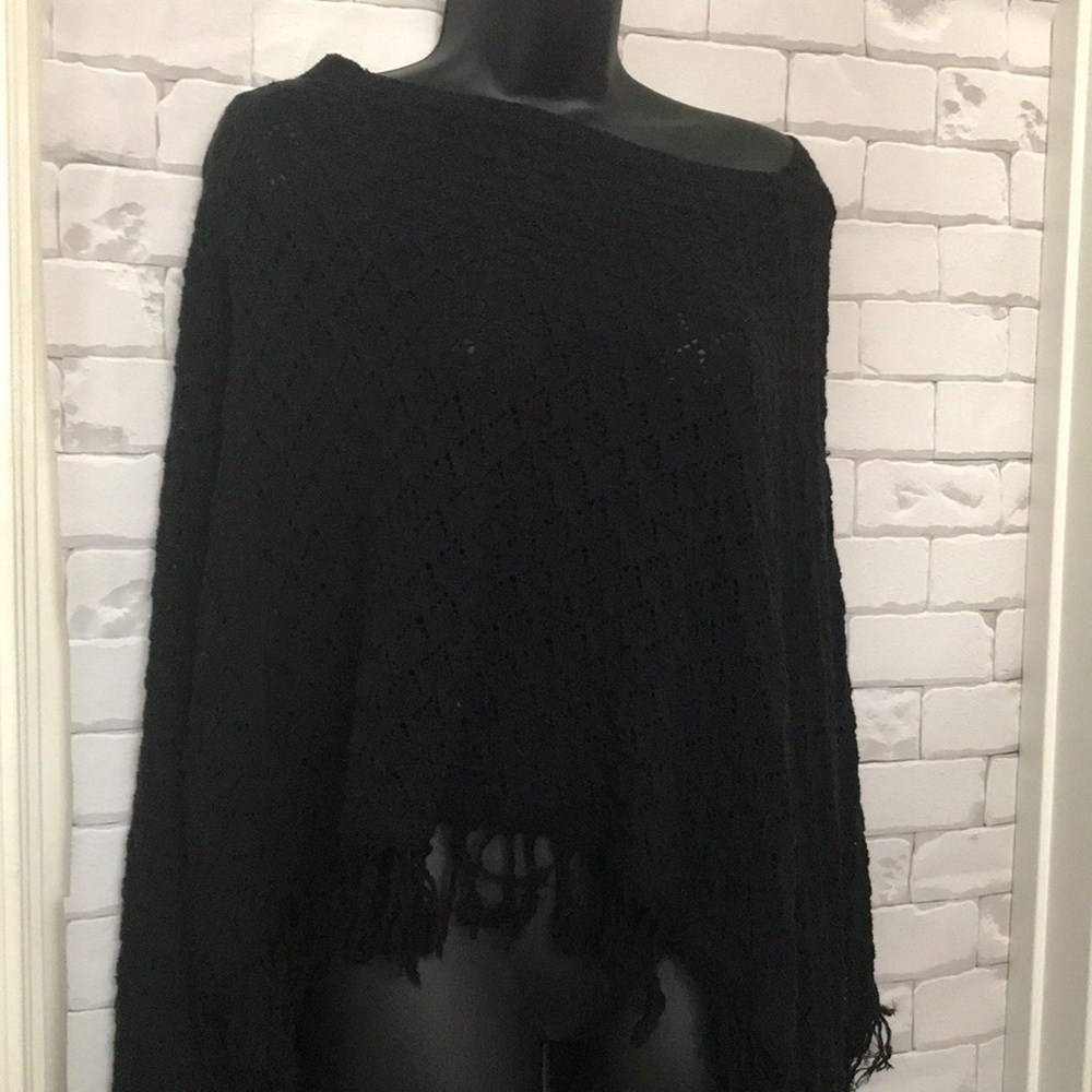 Women’s Gabriel Ny black knitted shawl.